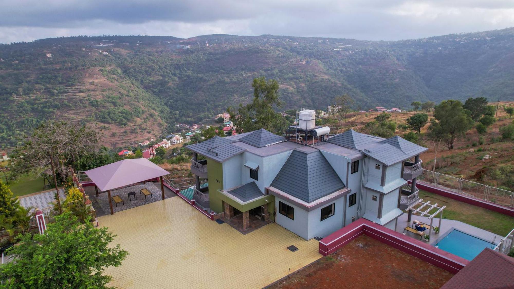 Magnum Villa Панчгани Екстериор снимка
